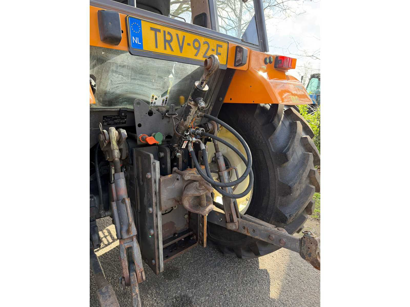 Renault Ceres 340X 4WD landbouwtractor 85 pk (1992)
