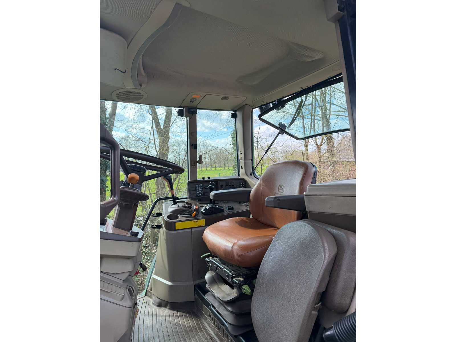 John Deere 6820 PQ (2006) 150 pk 4WD landbouwtractor met cabine