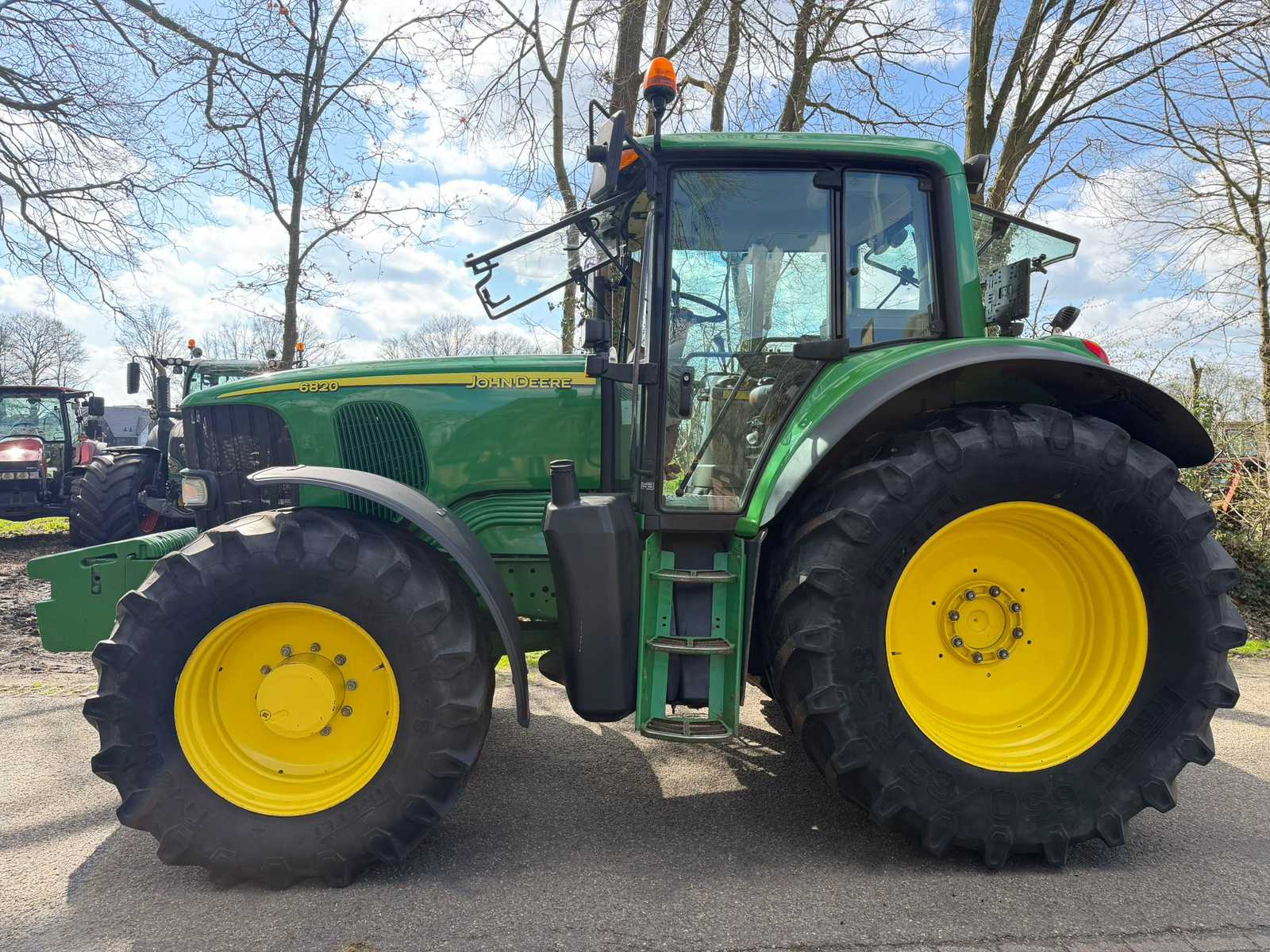 John Deere 6820 PQ (2006) 150 pk 4WD landbouwtractor met cabine