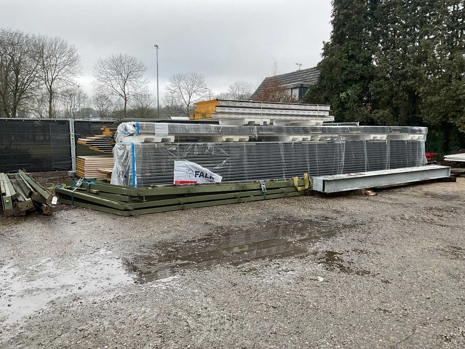Gedemonteerde kapschuur 20 x 15 m met nieuwe Falk dakplaten