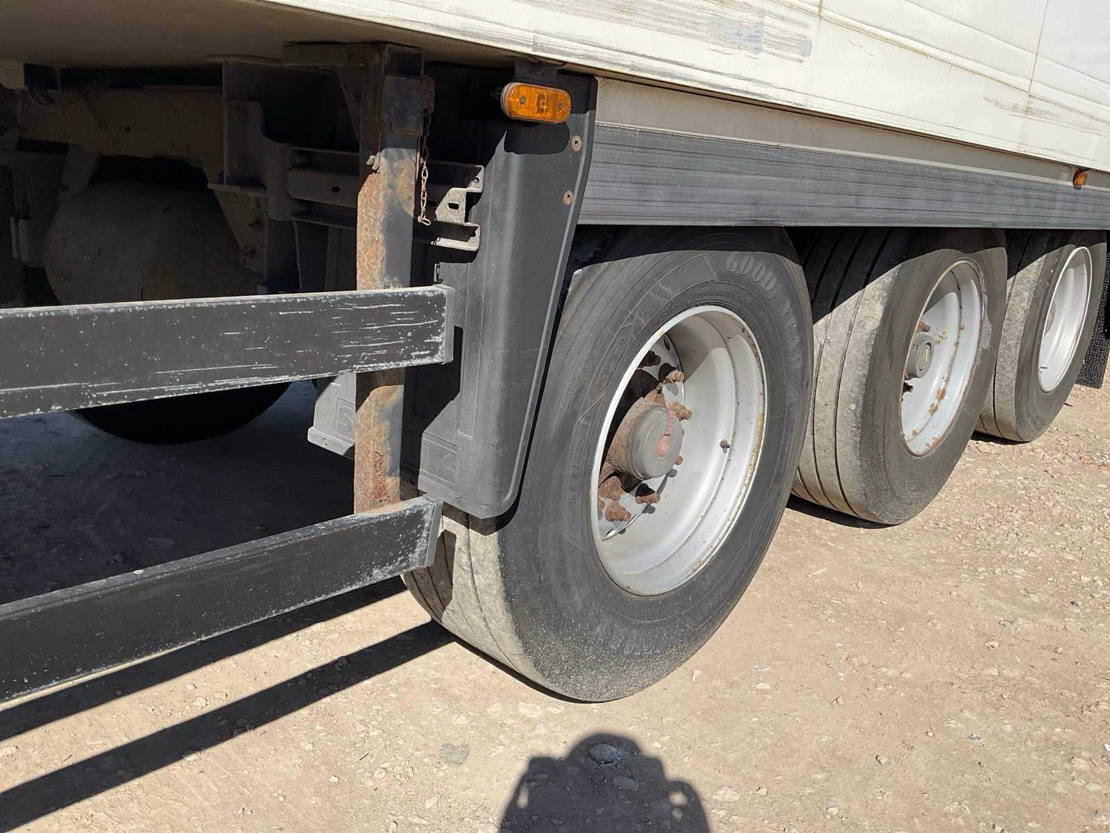 Schmitz Cargobull SKO24/L-13.4 FP 45 Cool koeltrailer (2008) met Carrier Maxima I300
