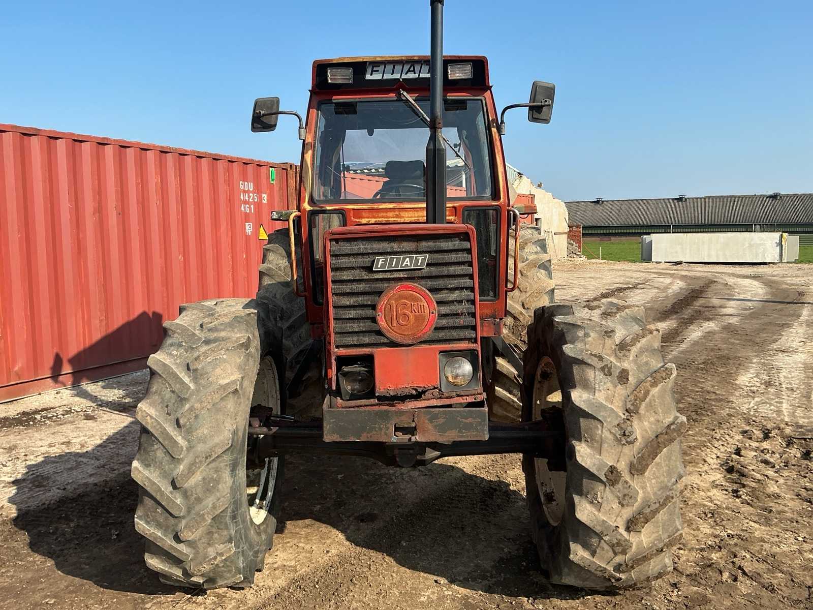 Fiat 880DT 5 vierwielaangedreven landbouwtractor (1980, 66 kW)
