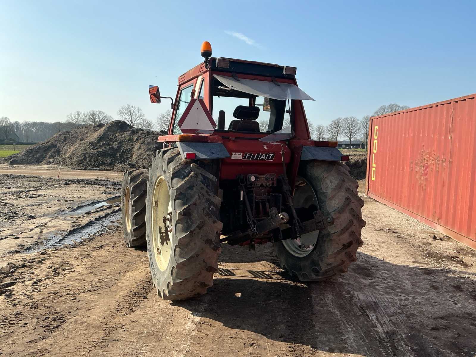 Fiat 880DT 5 vierwielaangedreven landbouwtractor (1980, 66 kW)