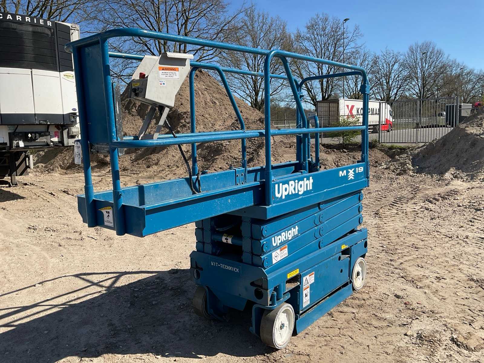 UpRight MX19 elektrische schaarhoogwerker, werkhoogte 7,8 m
