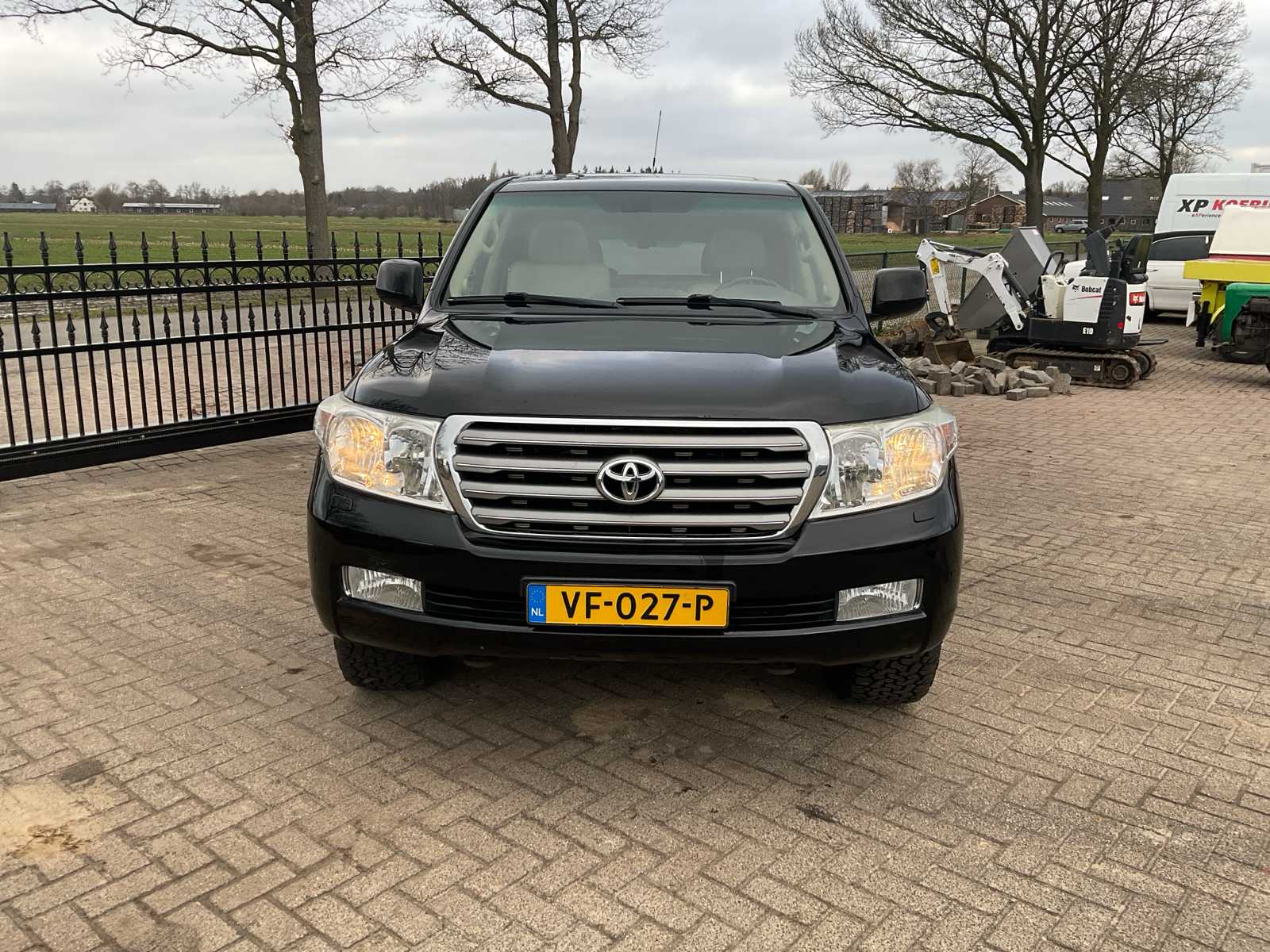 Toyota Land Cruiser V8 4.5 D-4D 4x4 grijs kenteken (2011)