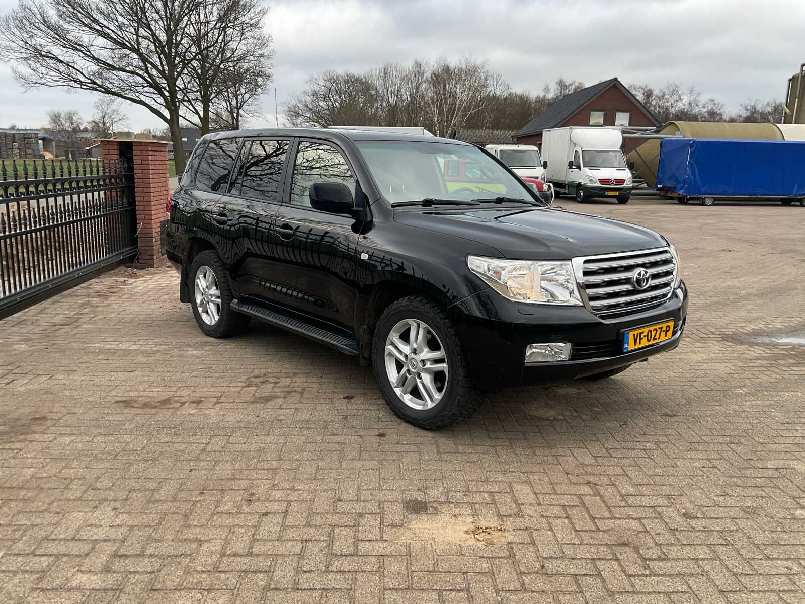 Toyota Land Cruiser V8 4.5 D-4D 4x4 grijs kenteken (2011)