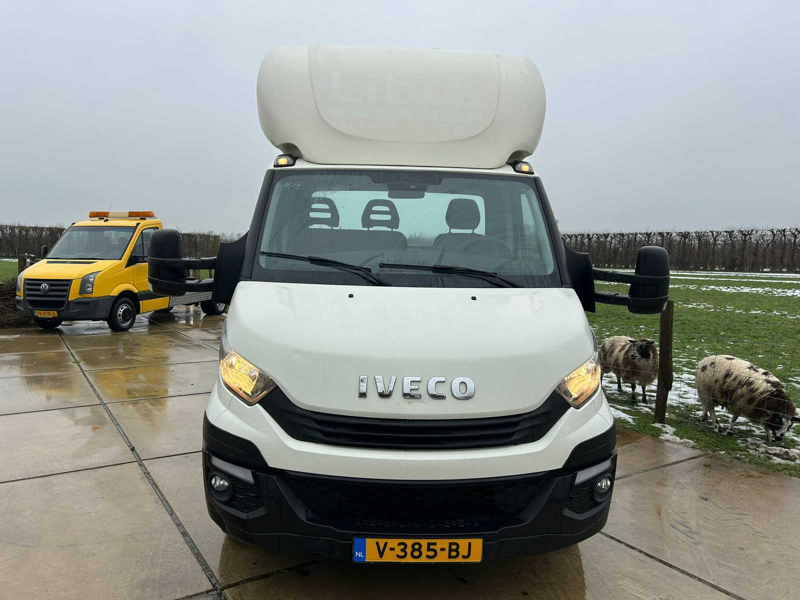 Iveco 40C18 opleggertrekker bedrijfswagen (2016, 179 pk, diesel)