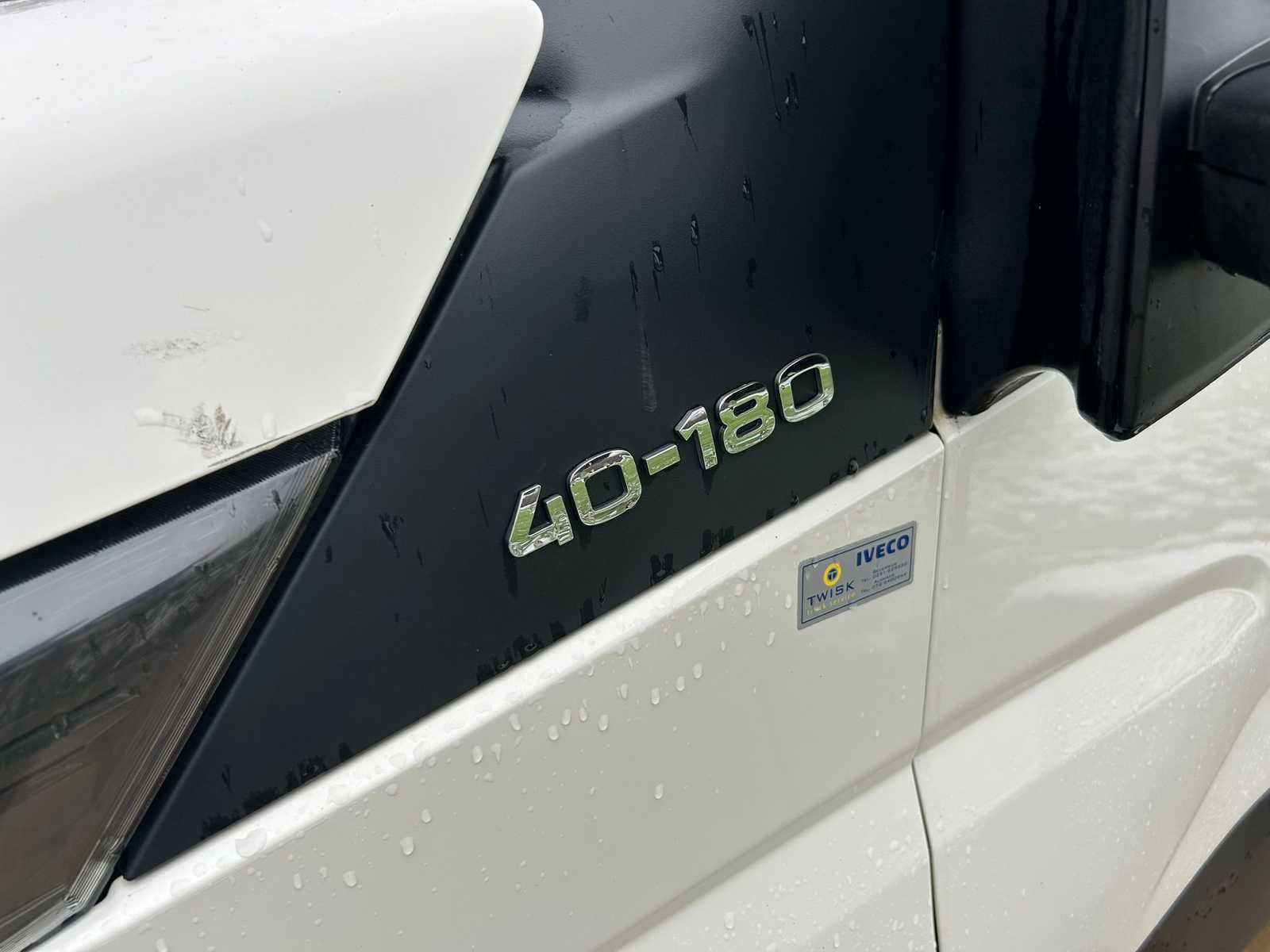 Iveco 40C18 opleggertrekker bedrijfswagen (2016, 179 pk, diesel)