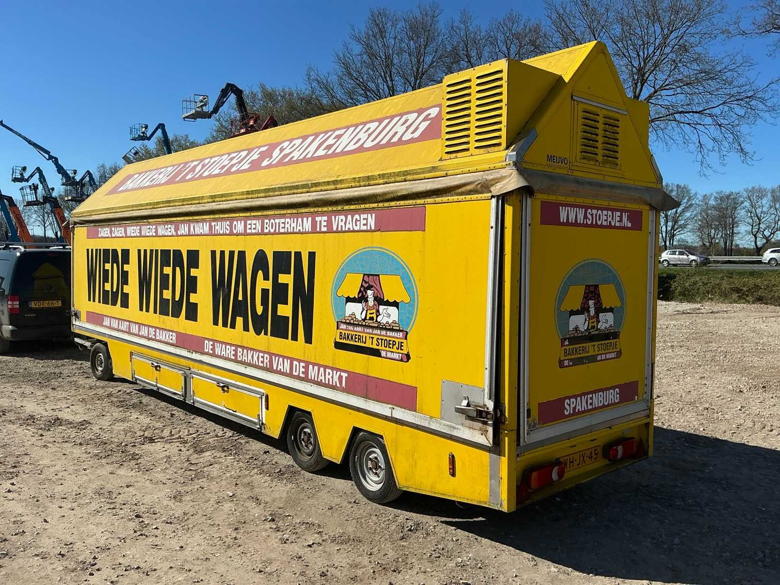 Meyvo DSW 3.5 verkoopwagen aanhangwagen (2003), 3-assig, gesloten opbouw, 9,87 m