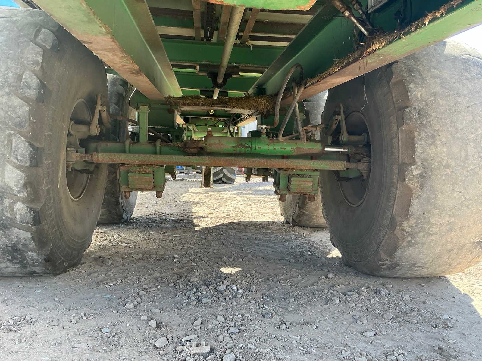 Meyco Spirit4500 silagewagen 40 m³ met stuuras (1995)