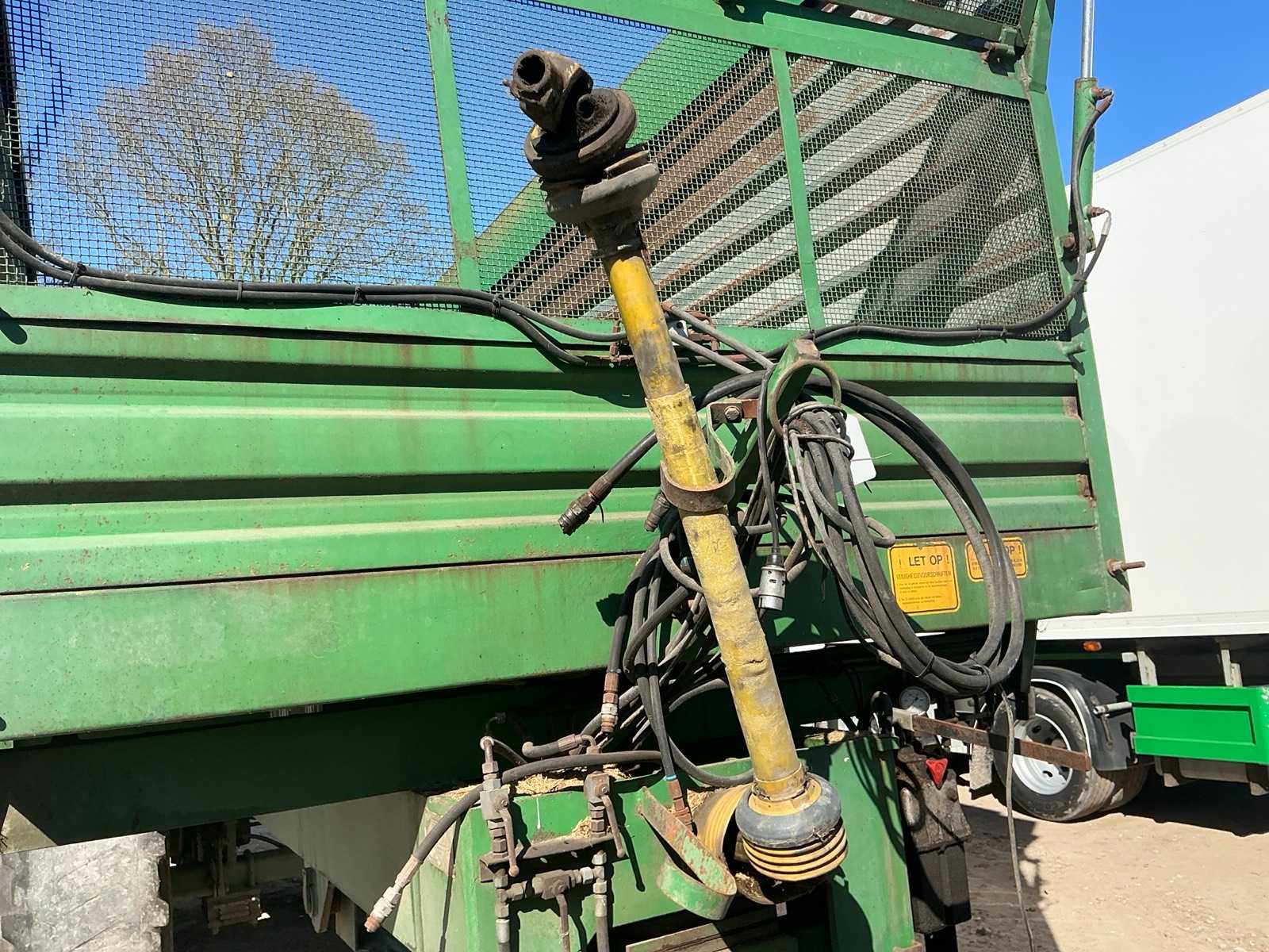 Meyco Spirit4500 silagewagen 40 m³ met stuuras (1995)