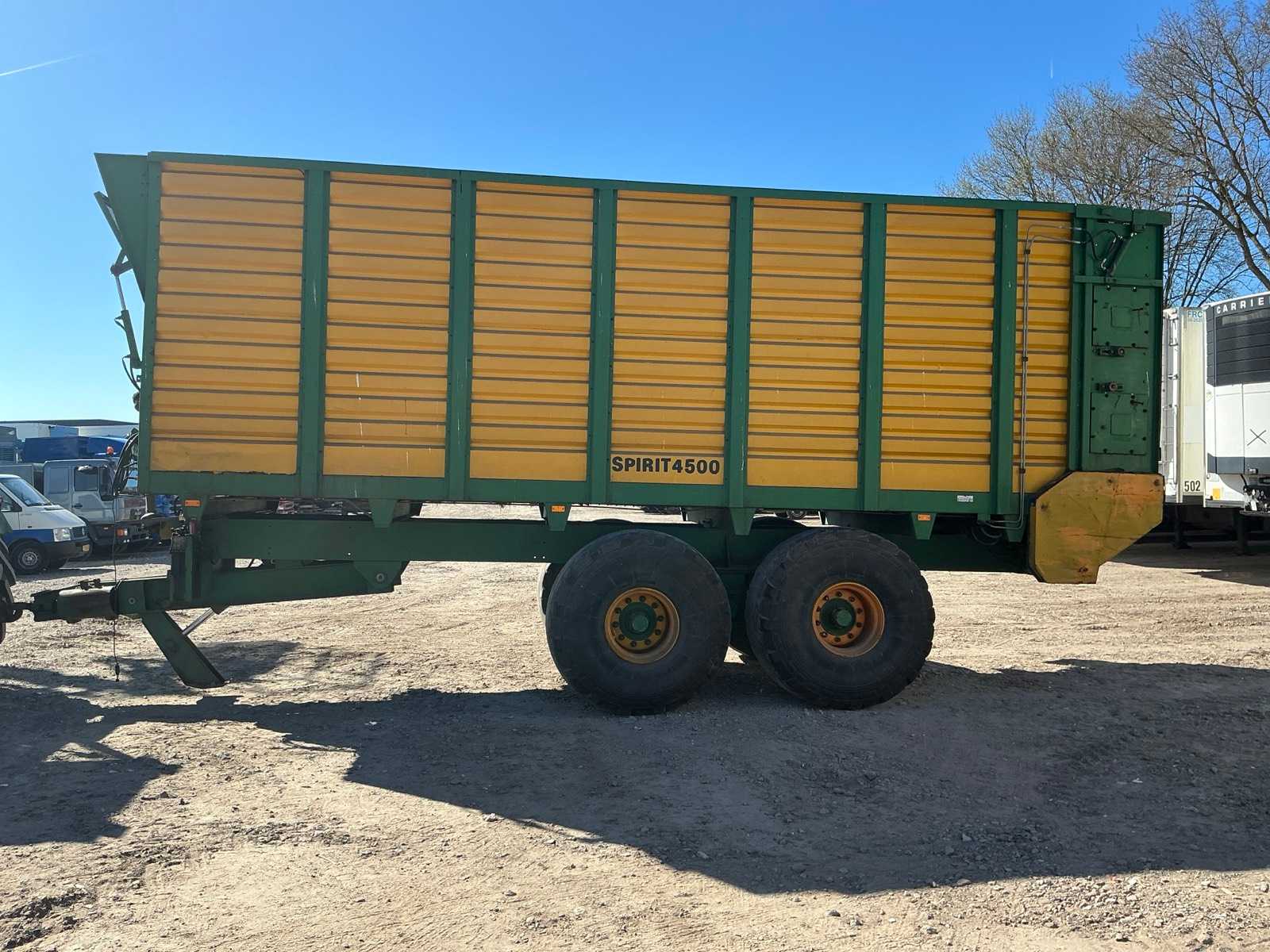 Meyco Spirit4500 silagewagen 40 m³ met stuuras (1995)