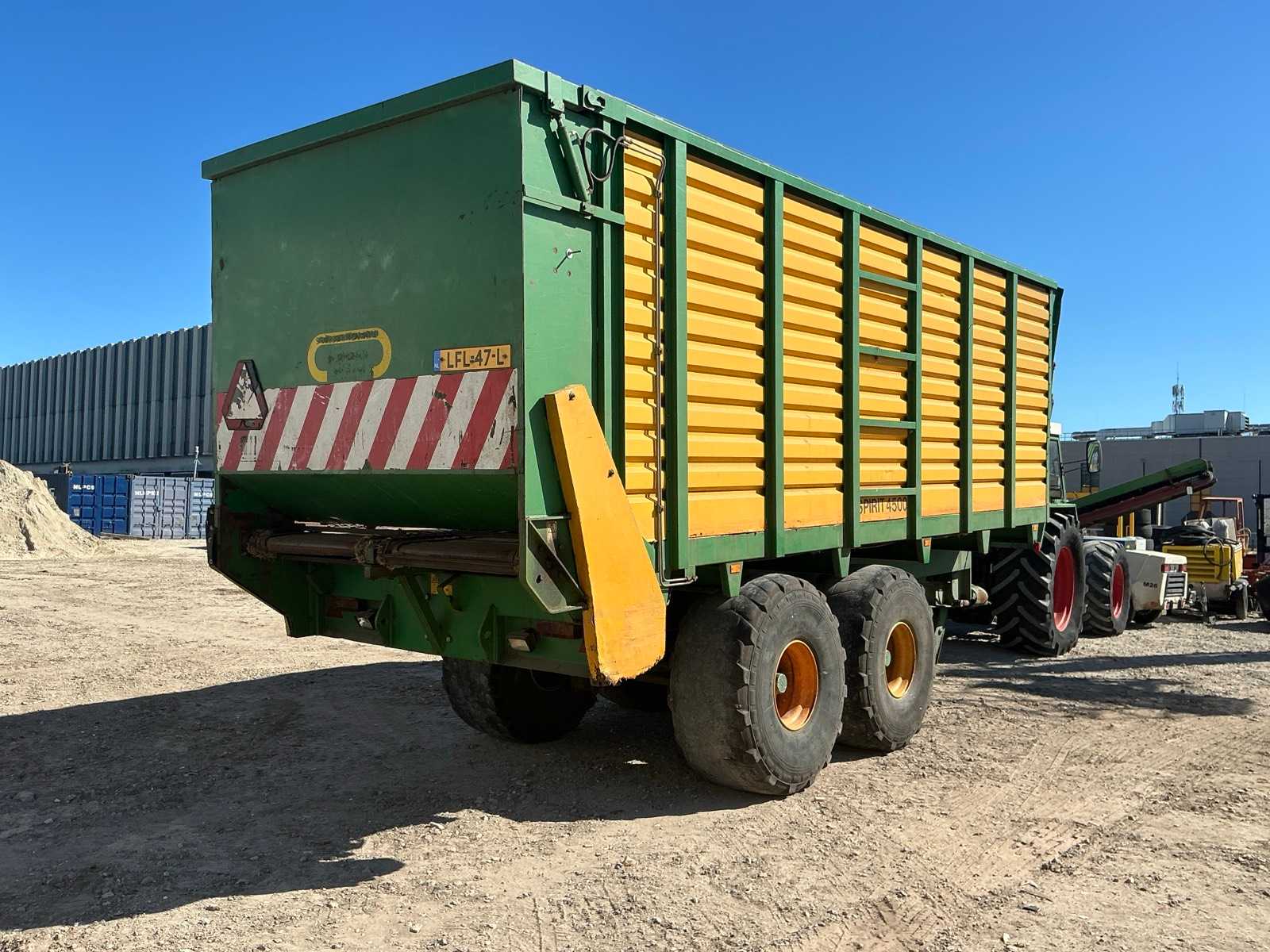 Meyco Spirit4500 silagewagen 40 m³ met stuuras (1995)