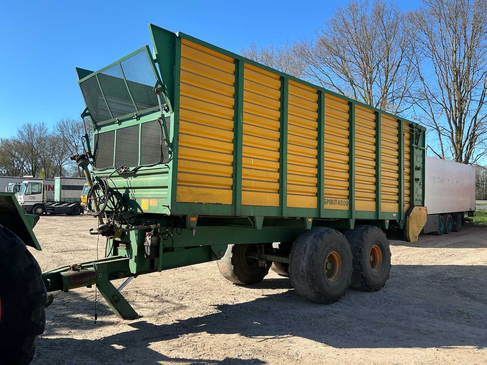 Meyco Spirit4500 silagewagen 40 m³ met stuuras (1995)