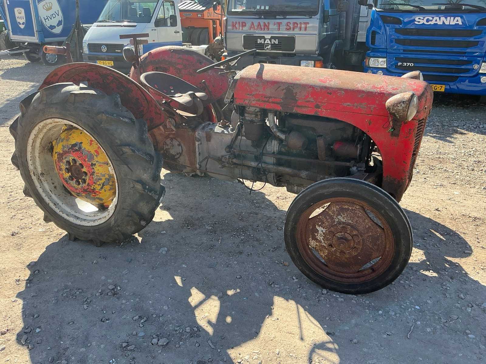 Massey Ferguson Tef 20 oldtimer tractor, 4-cilinder diesel
