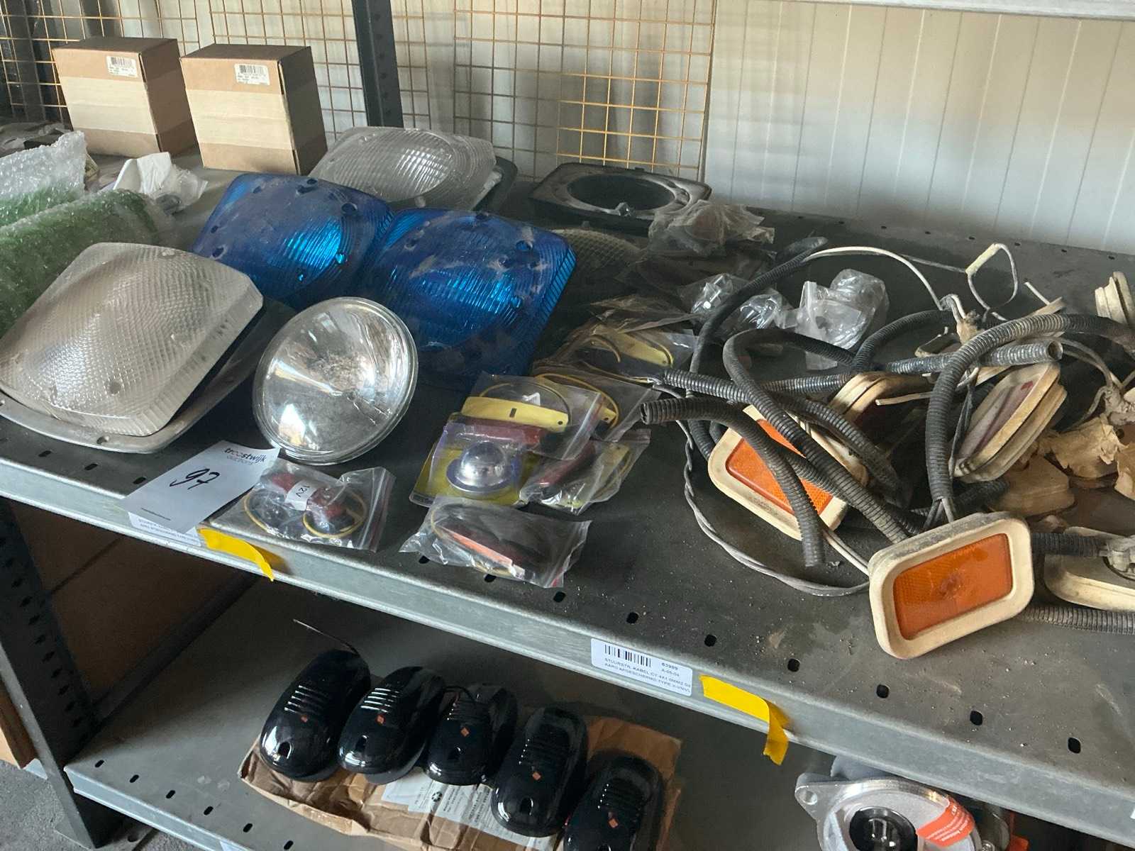 Partij Amerikaanse autoverlichting en flitsers