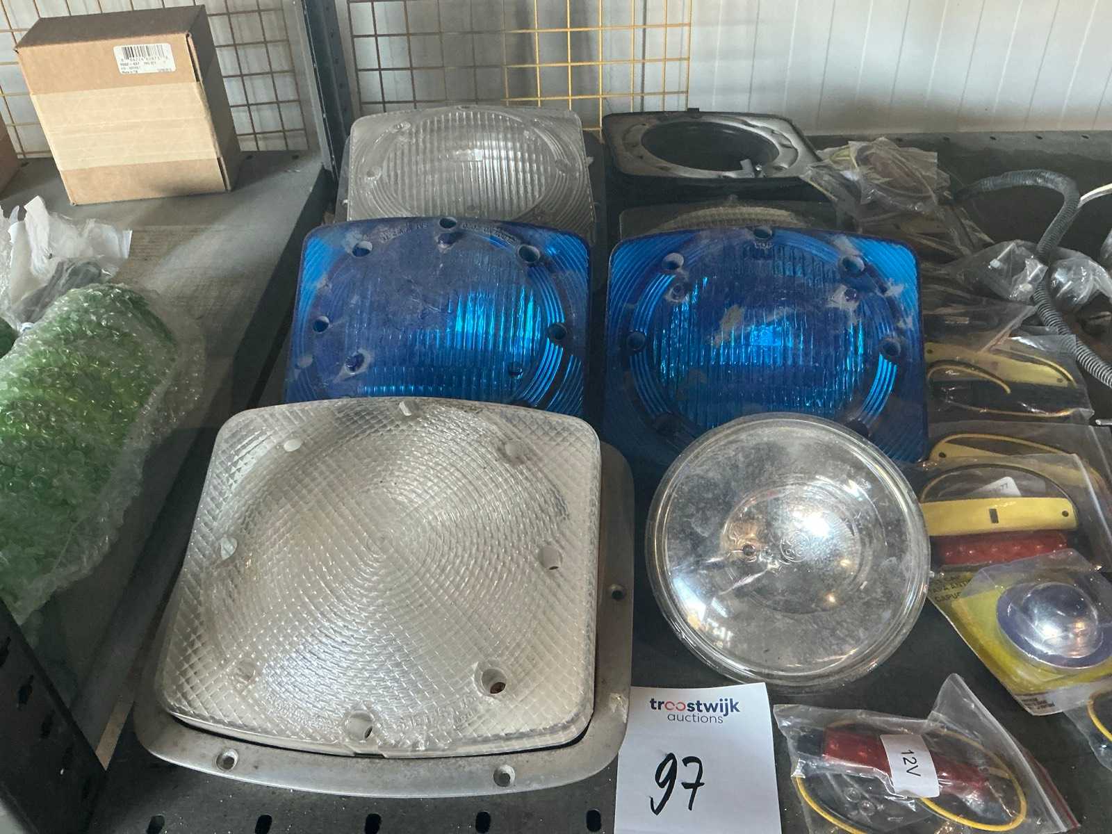Partij Amerikaanse autoverlichting en flitsers