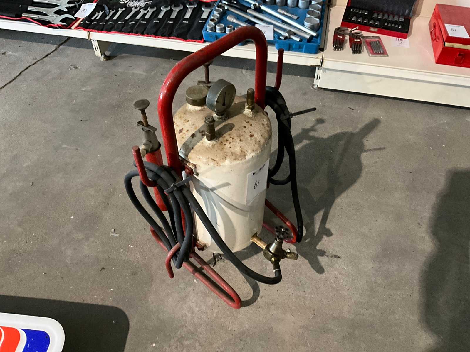 Compacte zandstraalmachine, ca. 40x44x70 cm