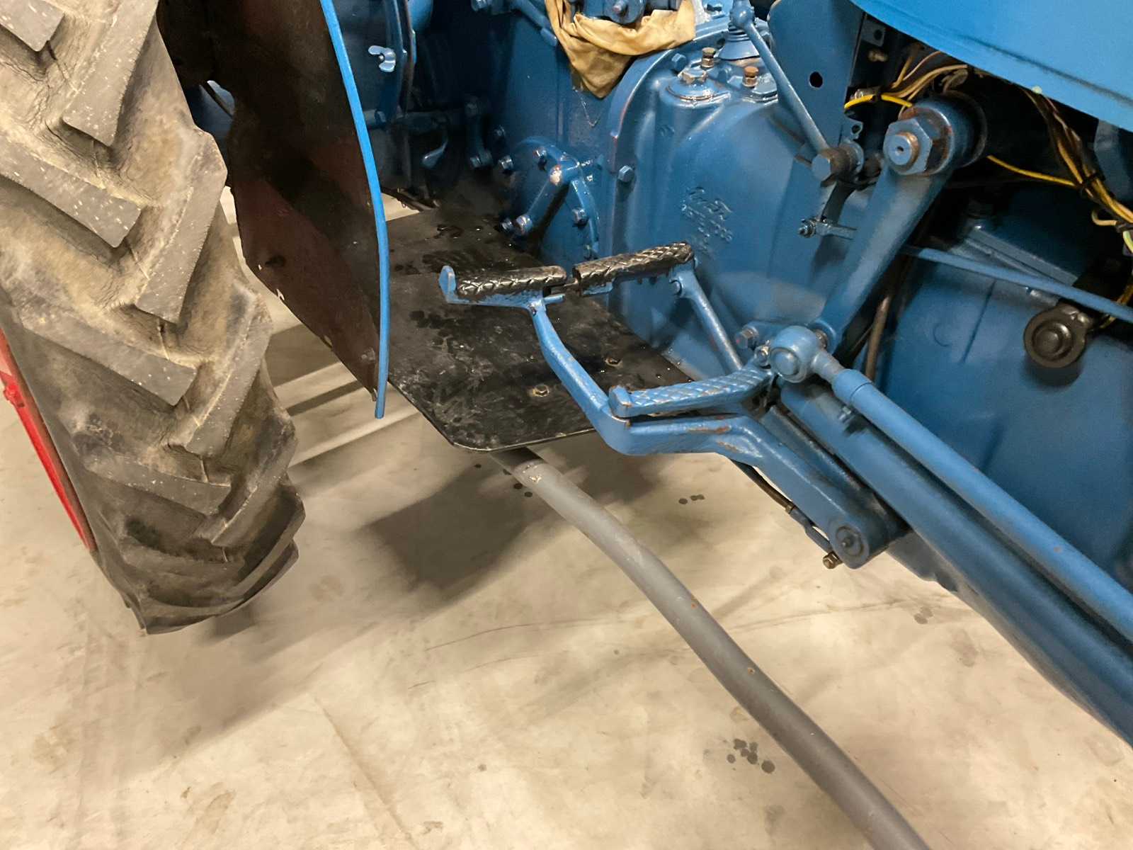 Fordson Dexta oldtimer tractor uit 1959 met aftakas en hefinrichting
