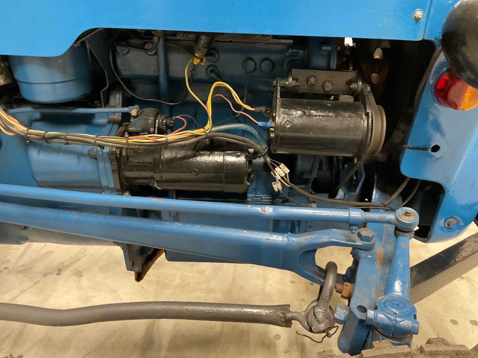 Fordson Dexta oldtimer tractor uit 1959 met aftakas en hefinrichting