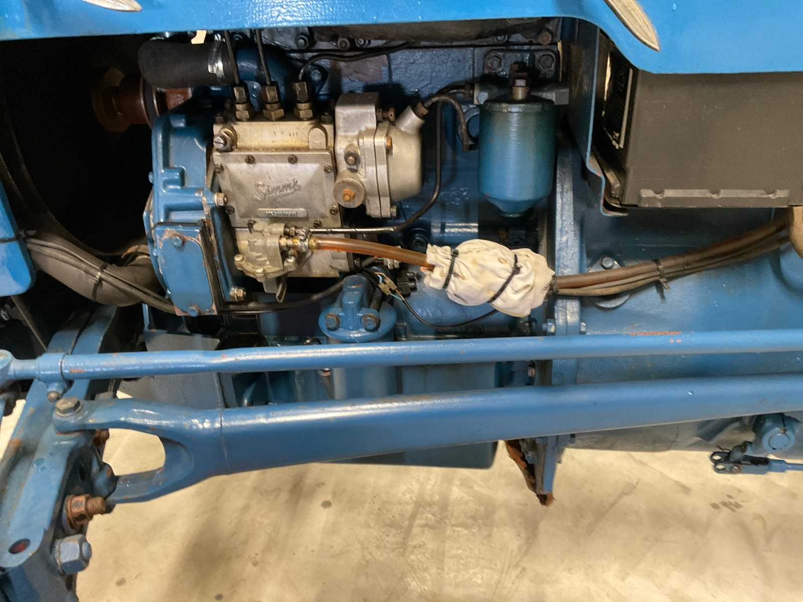 Fordson Dexta oldtimer tractor uit 1959 met aftakas en hefinrichting