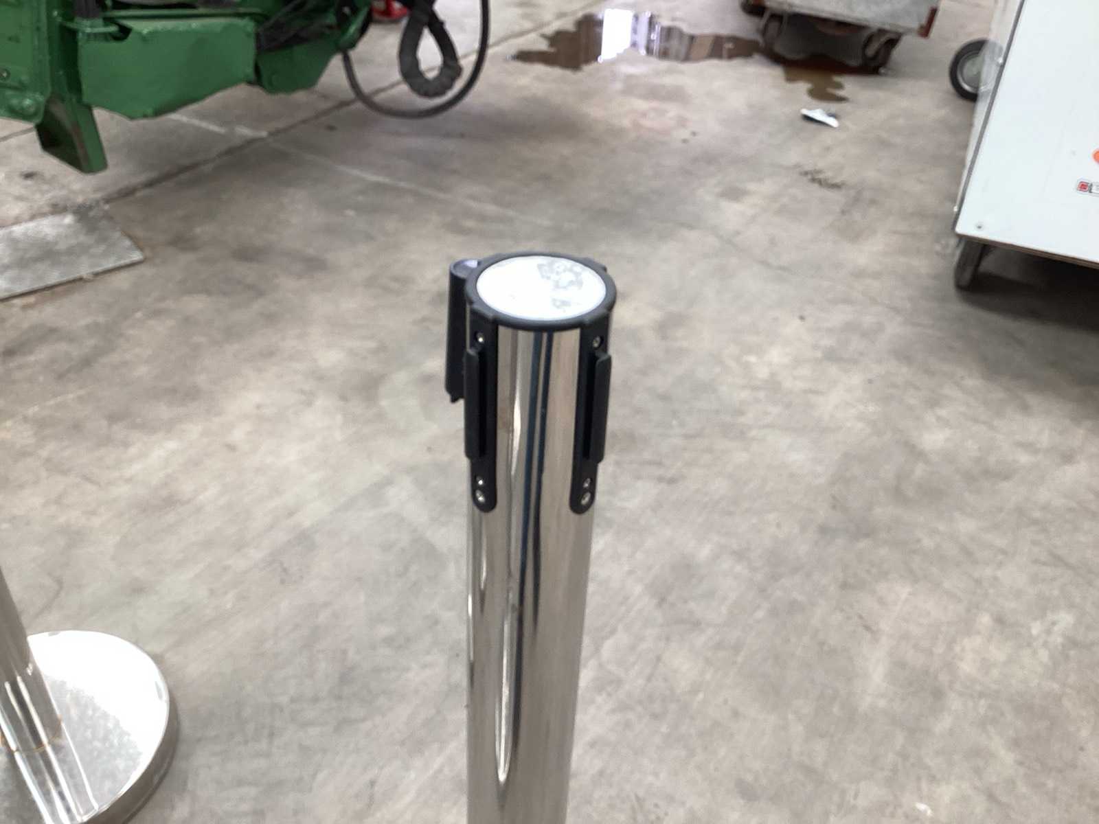 Set van 7 afzetpaaltjes met lint, hoogte 900 mm