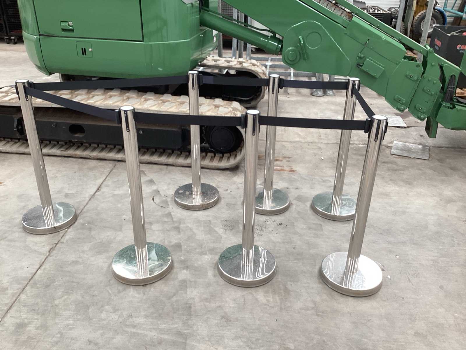 Set van 7 afzetpaaltjes met lint, hoogte 900 mm