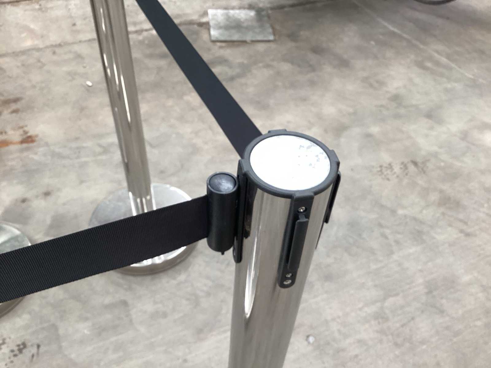 Set van 7 afzetpaaltjes met lint, hoogte 900 mm