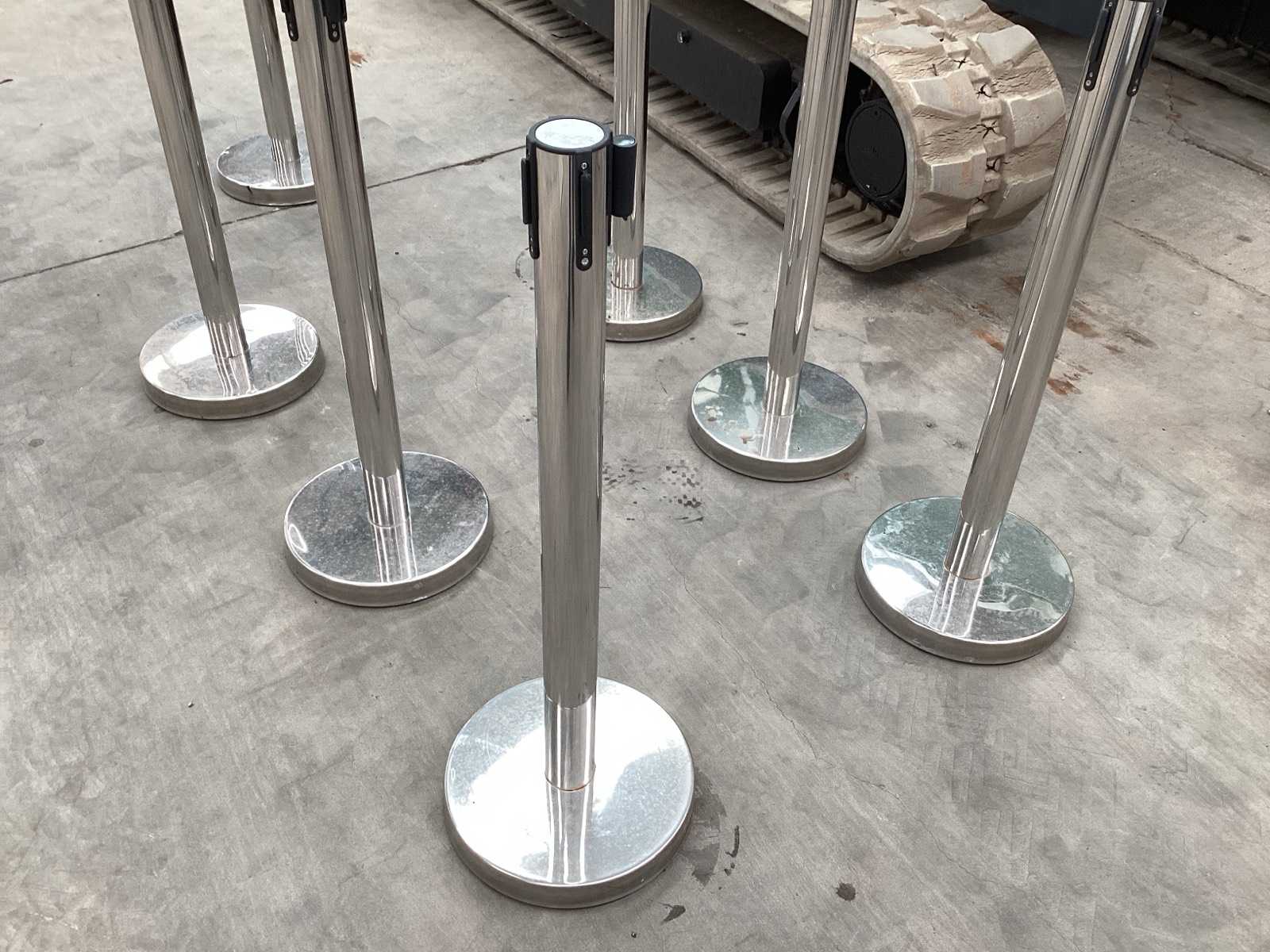 Set van 7 afzetpaaltjes met lint, hoogte 900 mm