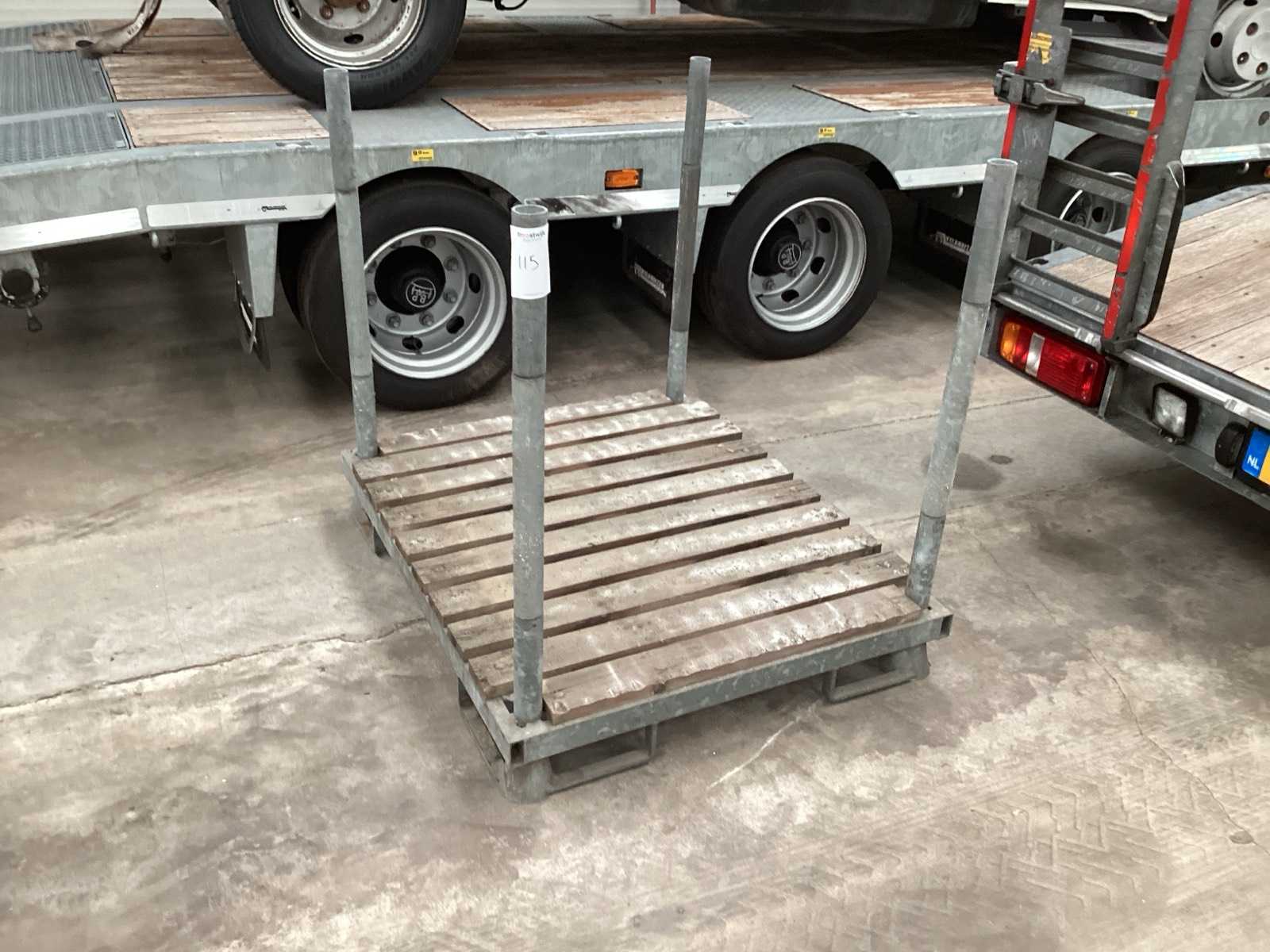 Stalen stapeljuk 1000 x 1200 x 1100 mm