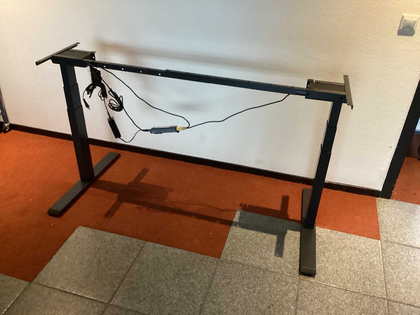 Kerkmann elektrisch zit-sta bureau