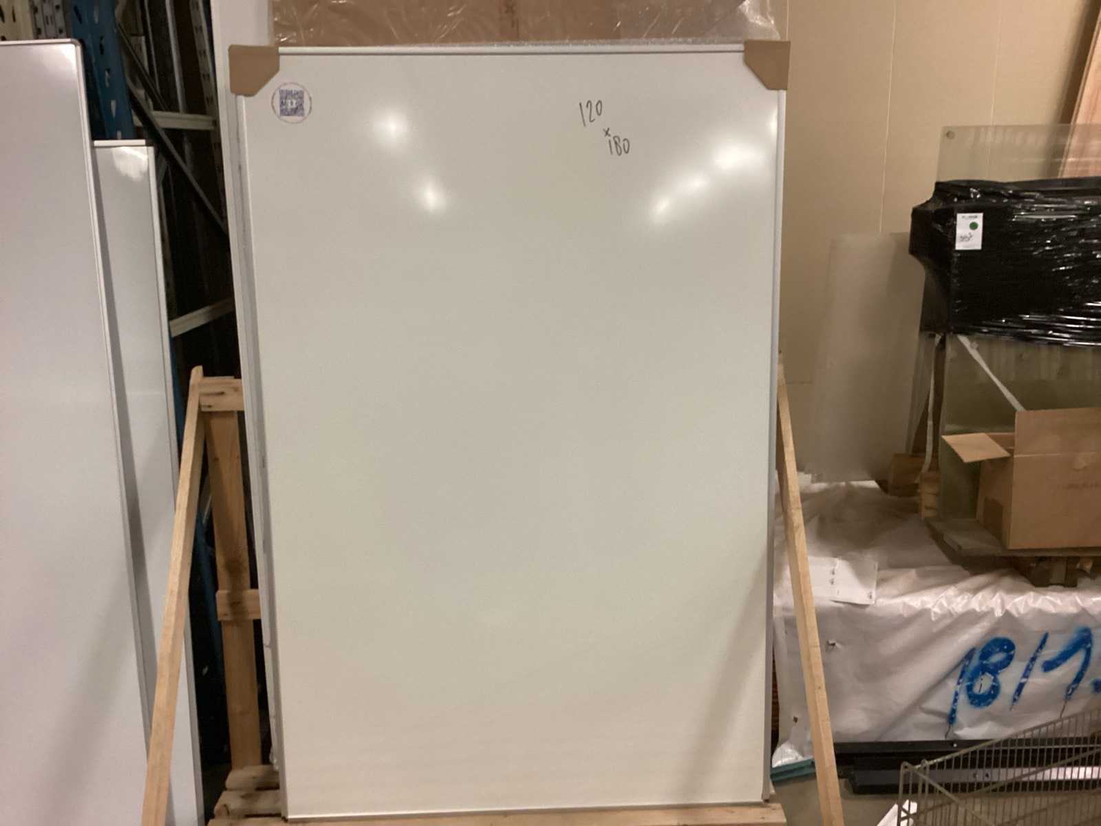 Partij van 11 whiteboards in diverse maten
