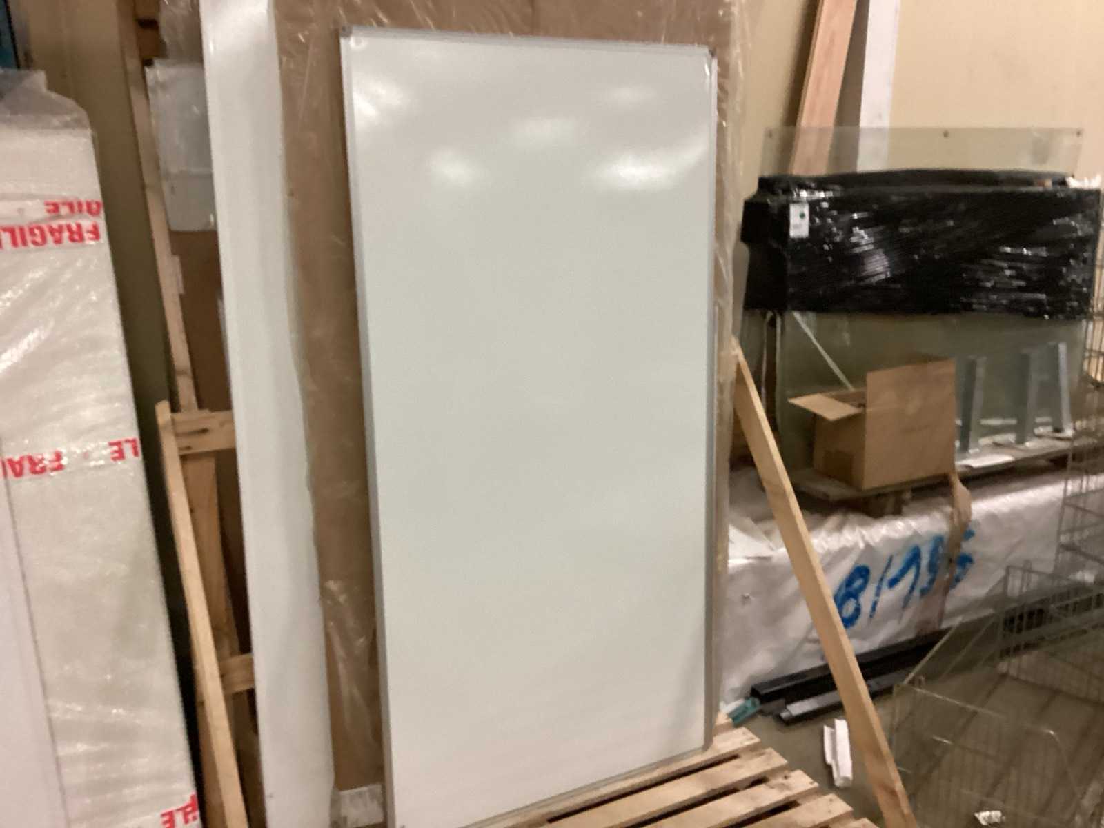 Partij van 11 whiteboards in diverse maten
