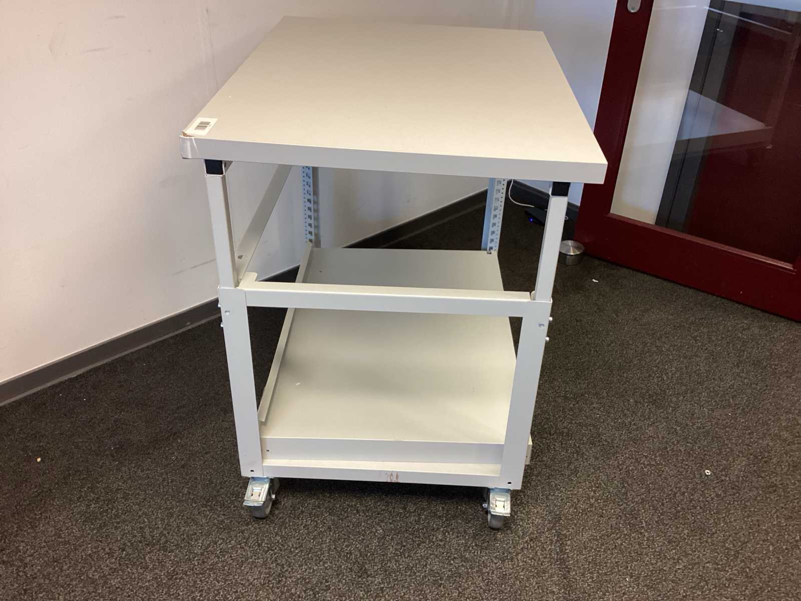 In hoogte verstelbare mobiele werkbank 1000x750 mm