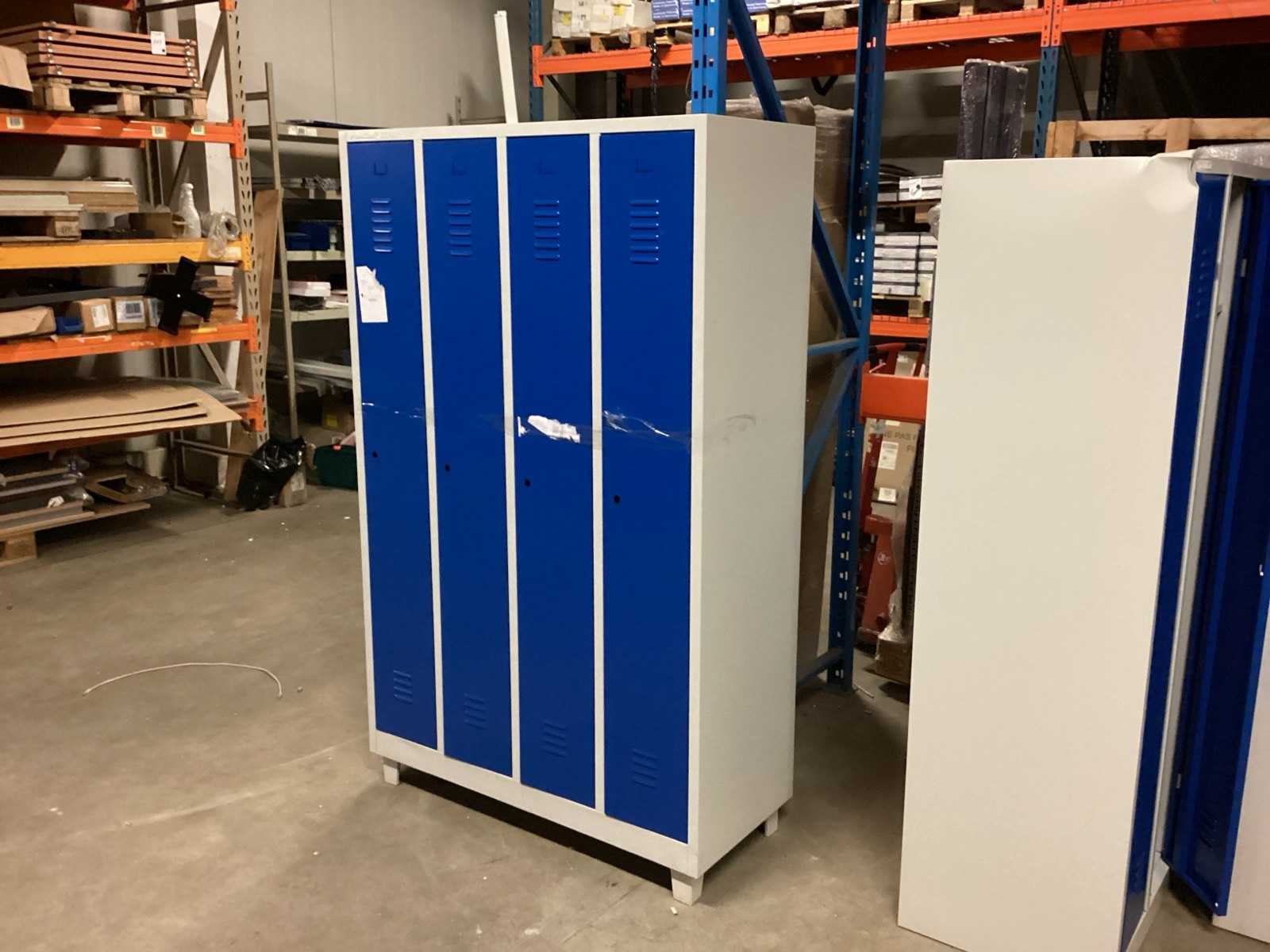 Blauwe Manutan lockerkast 190x117x50 cm