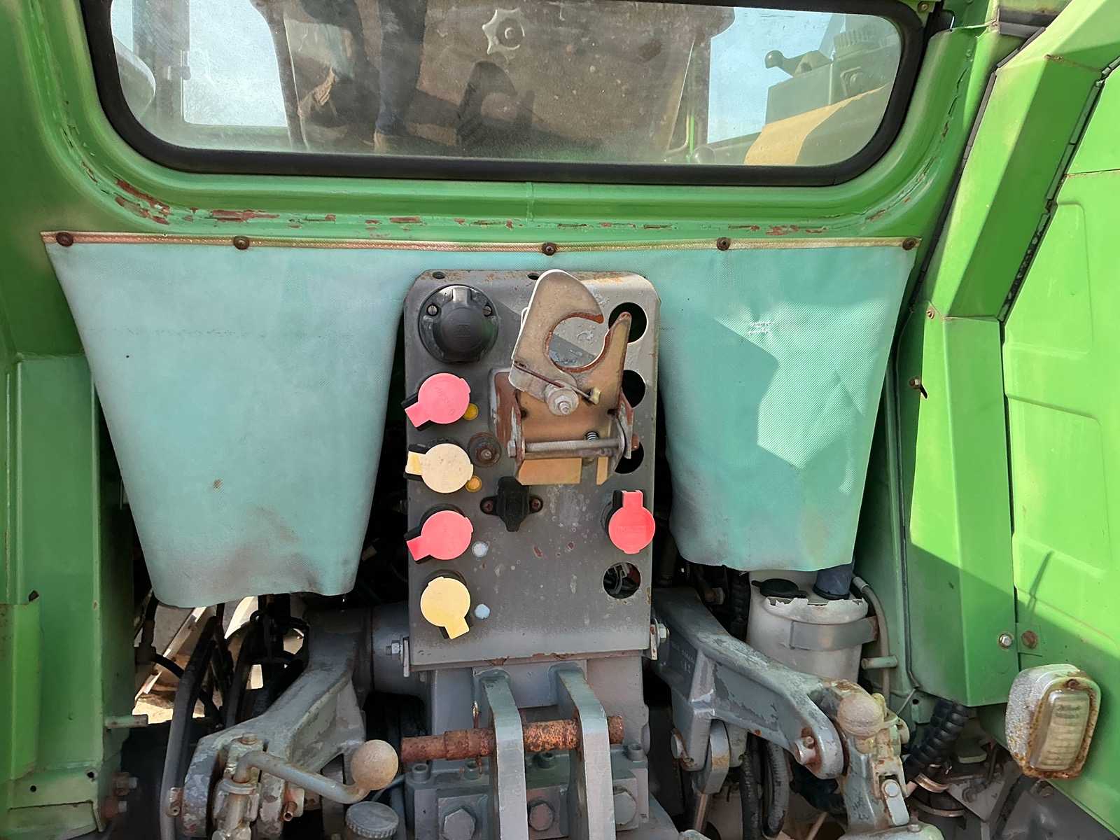 Fendt farmer 311 LSA 4-Wheel Drive Tractor 1986