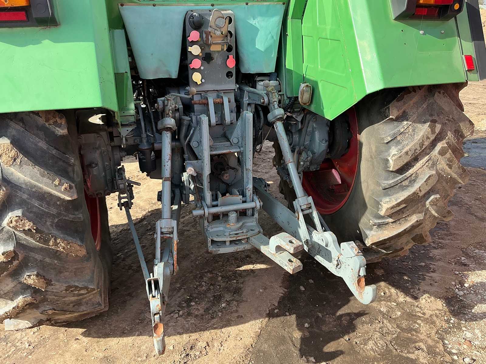 Fendt farmer 311 LSA 4-Wheel Drive Tractor 1986