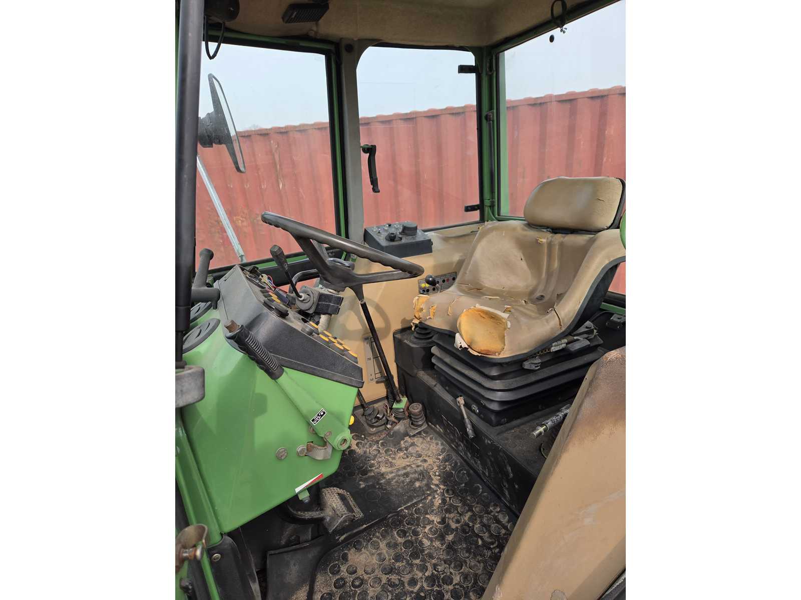 Fendt farmer 311 LSA 4-Wheel Drive Tractor 1986
