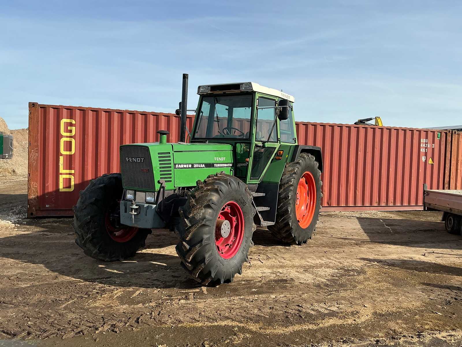 Fendt farmer 311 LSA 4-Wheel Drive Tractor 1986