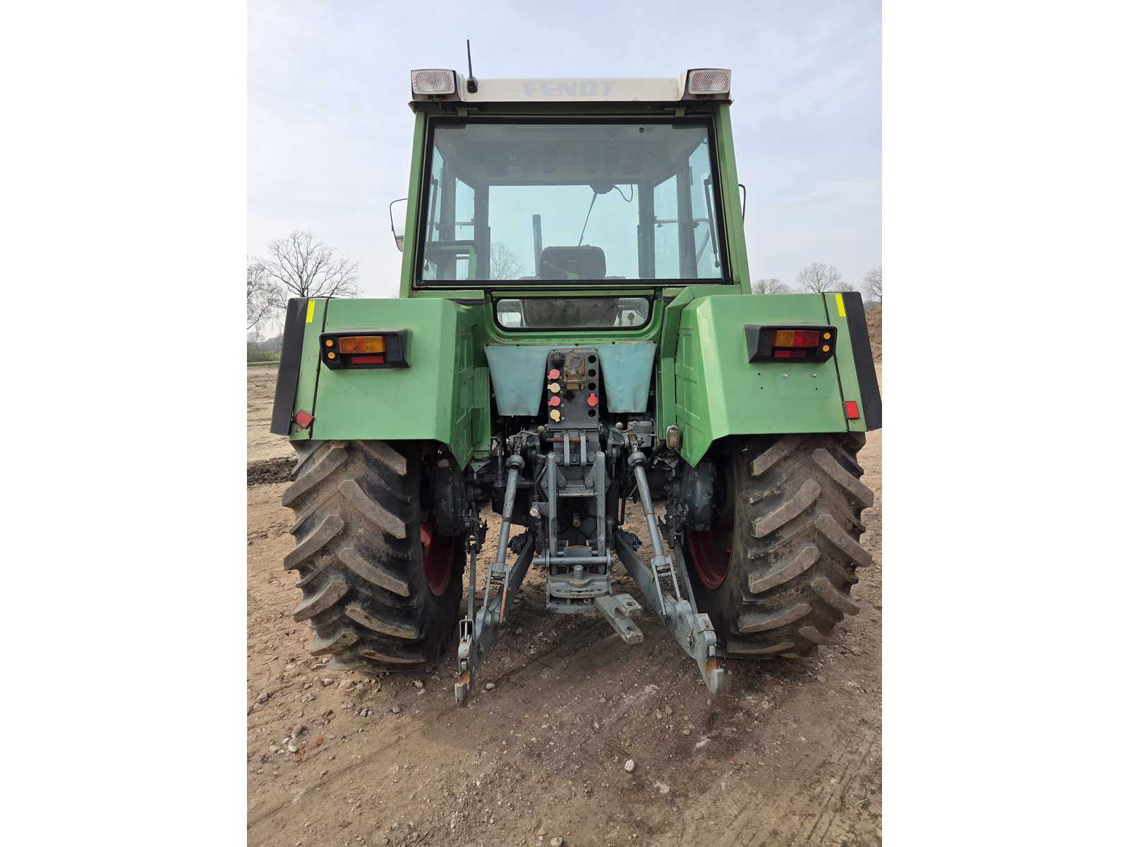 Fendt farmer 311 LSA 4-Wheel Drive Tractor 1986