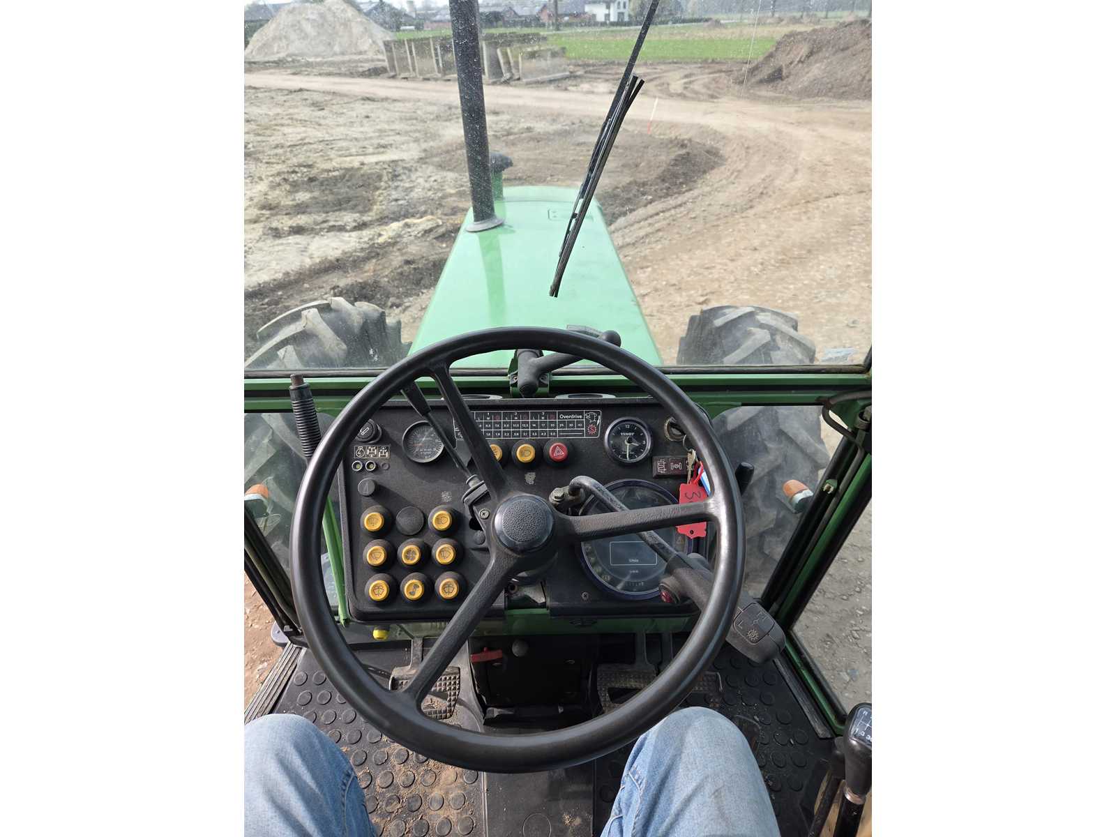 Fendt farmer 311 LSA 4-Wheel Drive Tractor 1986