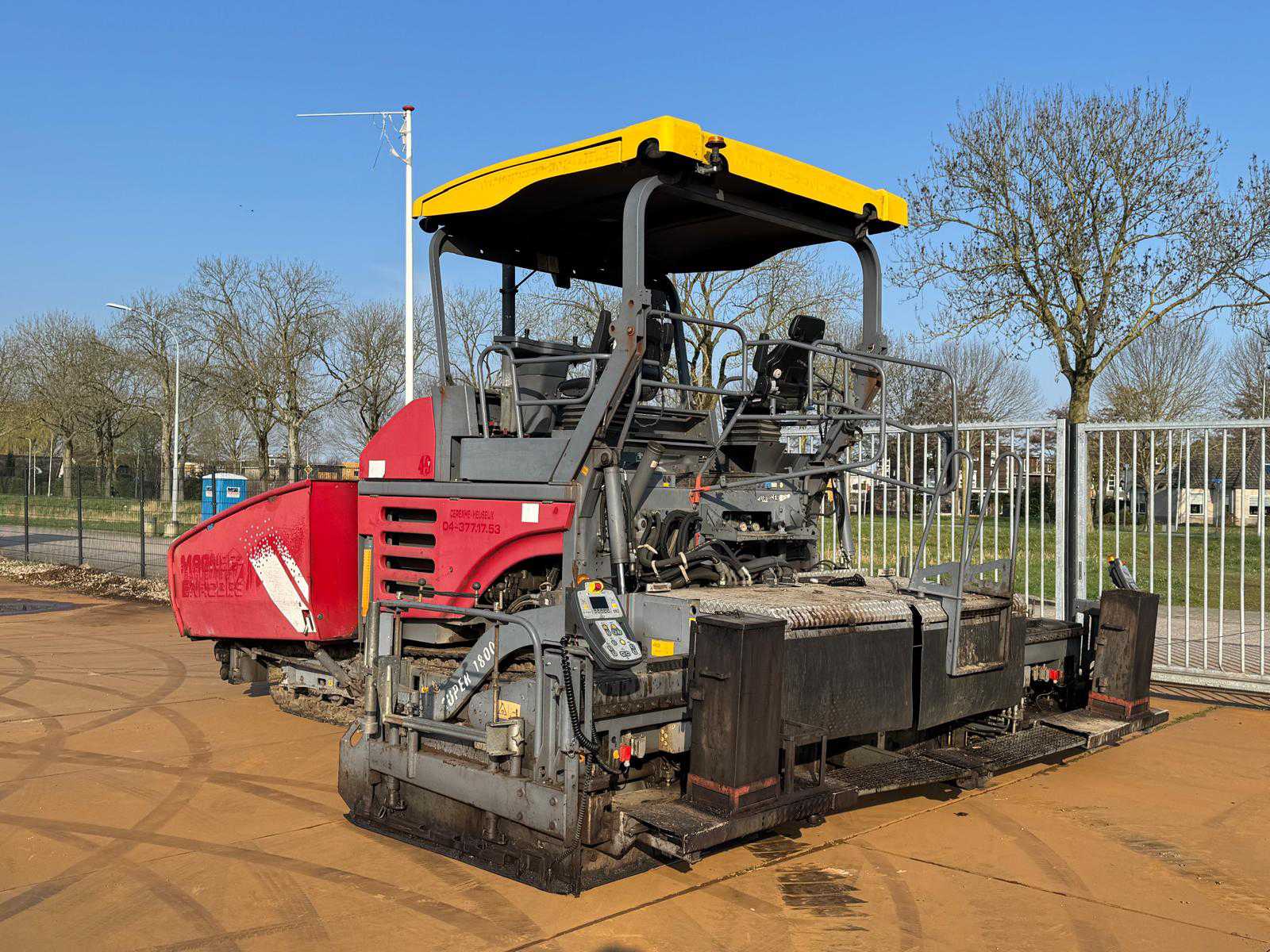 Vogele Super 1800-2 asfalteermachine (2010) met AB500 screed, 5 m werkbreedte