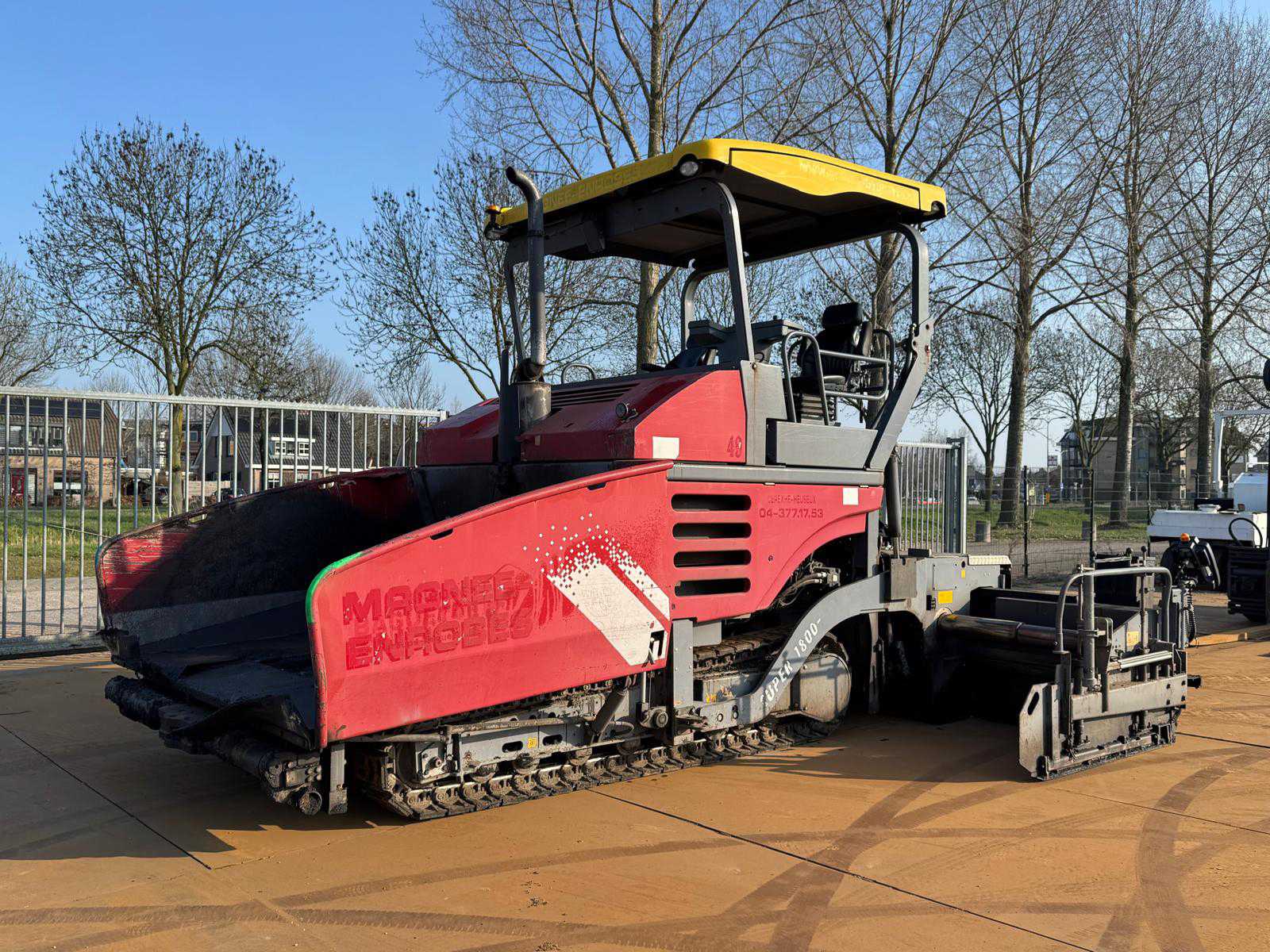 Vogele Super 1800-2 asfalteermachine (2010) met AB500 screed, 5 m werkbreedte