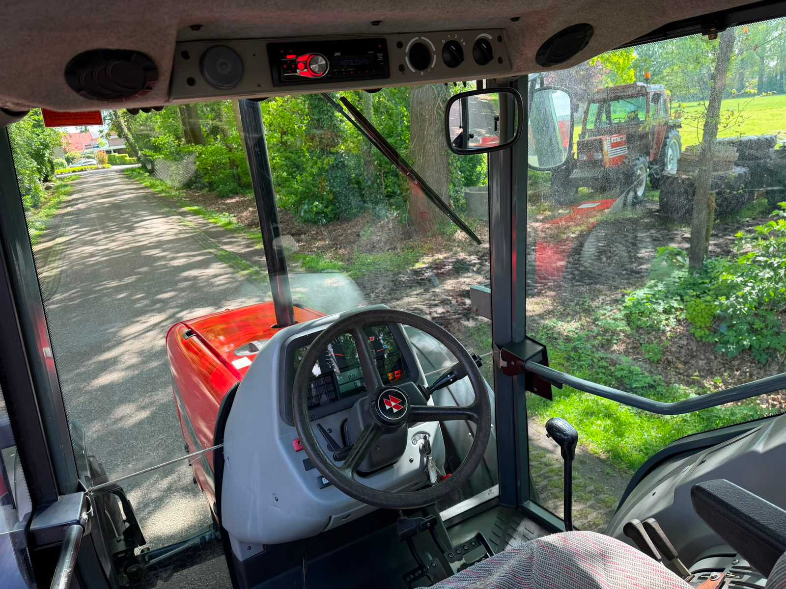 2000 Massey Ferguson 4225 Vierwielaangedreven landbouwtractor