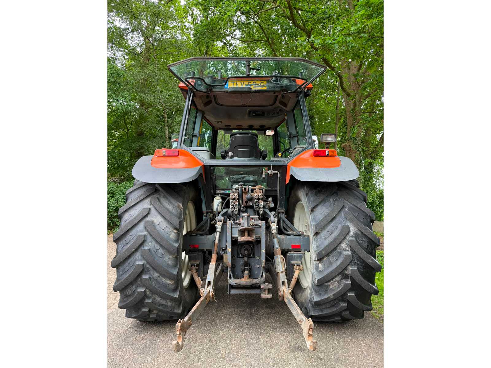 1999 new holland 8160 Vierwielaangedreven landbouwtractor
