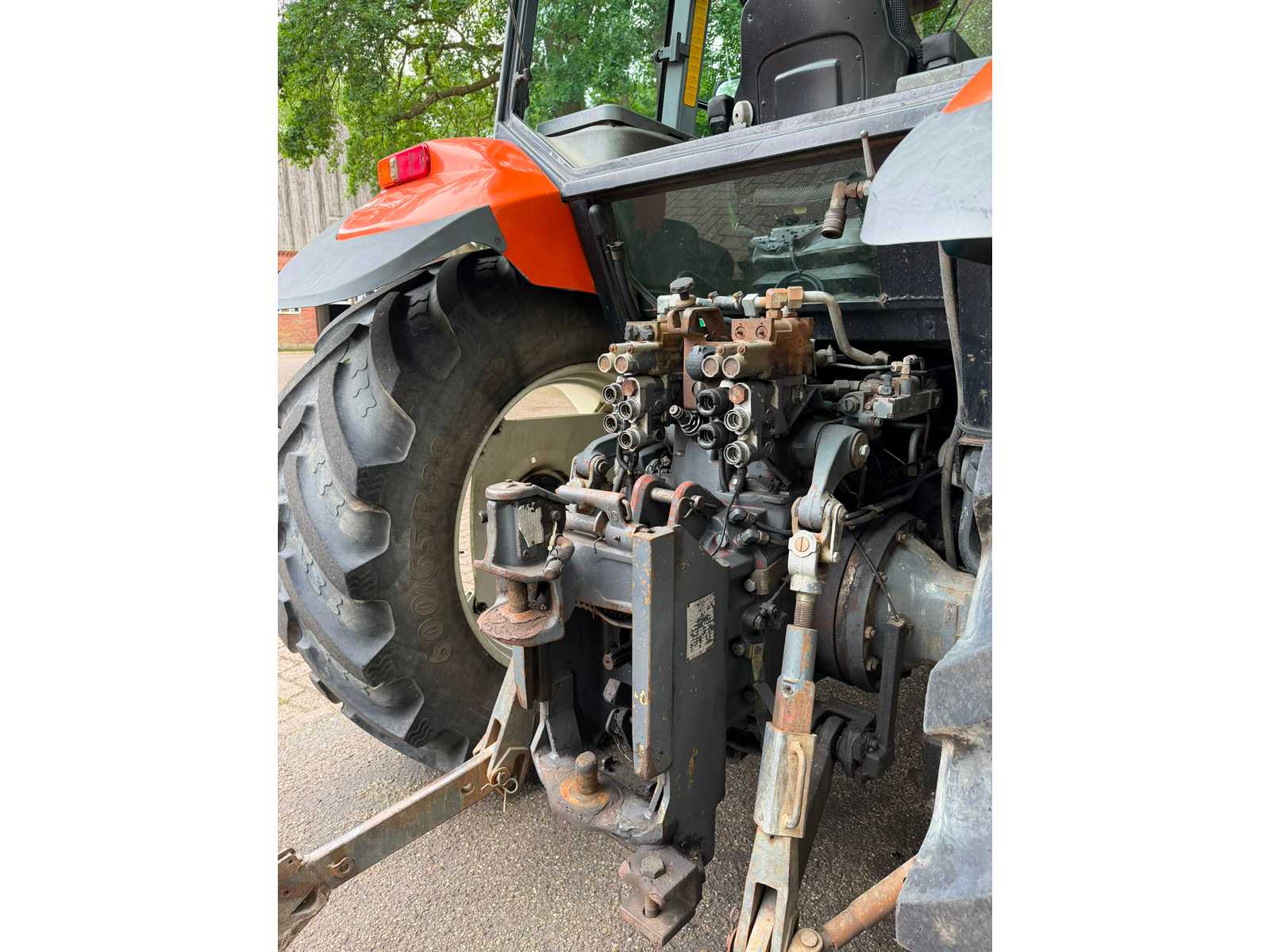 1999 new holland 8160 Vierwielaangedreven landbouwtractor