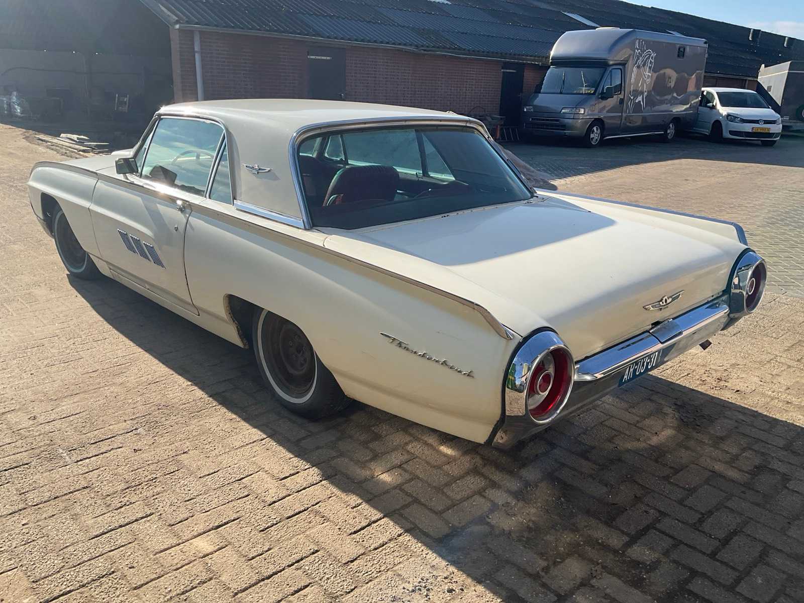 1963 Ford Thunderbird V8 Oldtimer auto