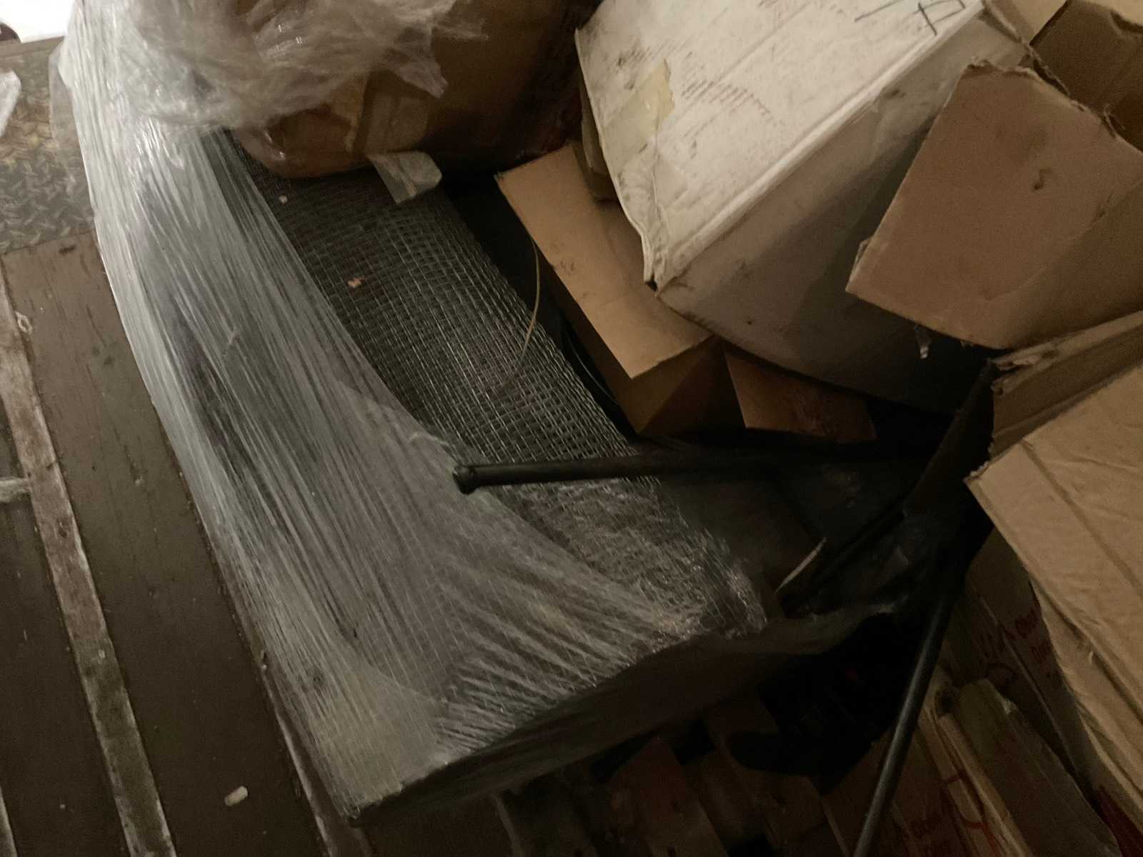 Groenewegen Oplegger inclusief winkelinventaris