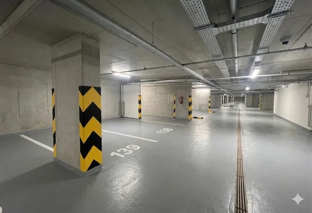Prodám kryté parkovací stání.