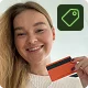 Mujer sonriendo con tarjeta de credito e icono de precio.